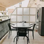 Apartment House, Deck Aprtm., Old Port Of