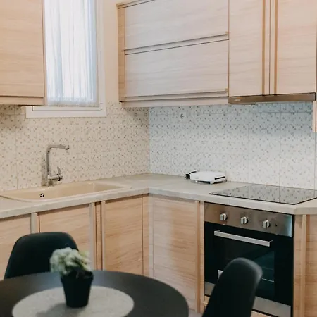 House, Deck Aprtm., Old Port Of Апартаменты *