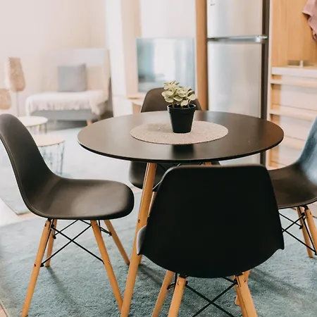 דירה House, Deck Aprtm., Old Port Of *