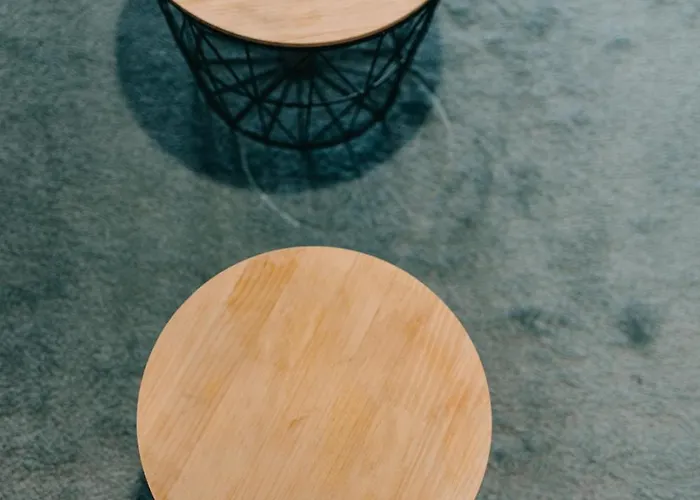 House, Deck Aprtm., Old Port Of *